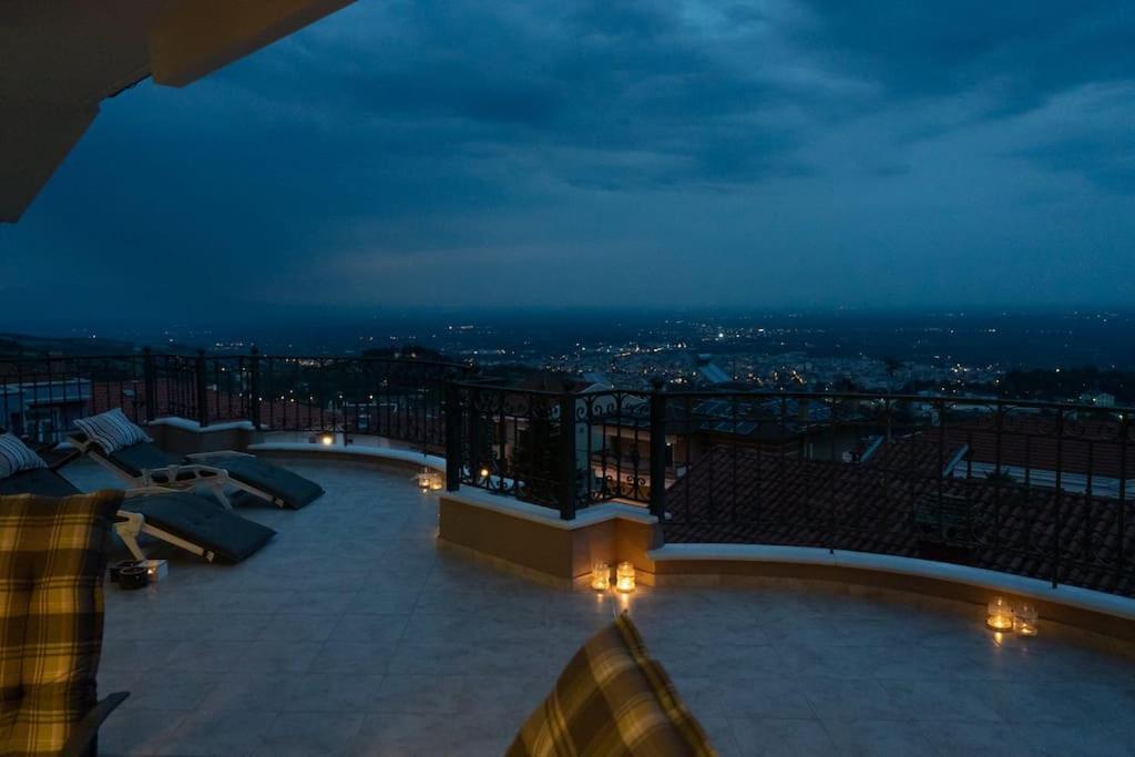 Amazing View With Huge Balcony Daire Karaferye Dış mekan fotoğraf
